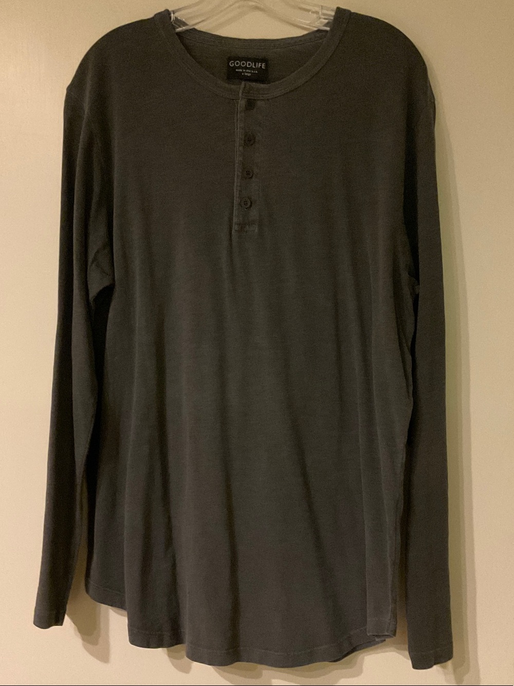 Goodlife Men's Long-Sleeve Henley in Charcoal Gray